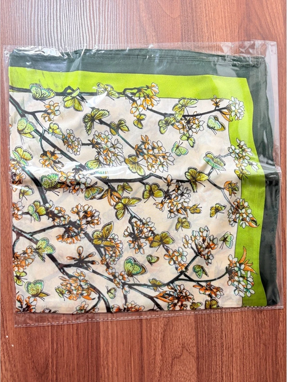 Elegant Floral Pattern Scarf with Green and Black Border